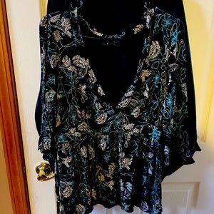 Women’s 3/4 length sleeve dress shirt XL